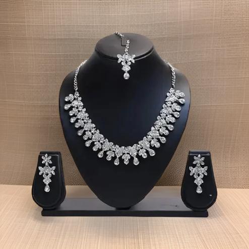 Premium Silver Plated Necklace Set With White American Diamond